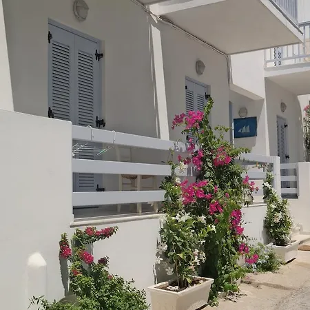 Hotel Sanoudos Naxos City