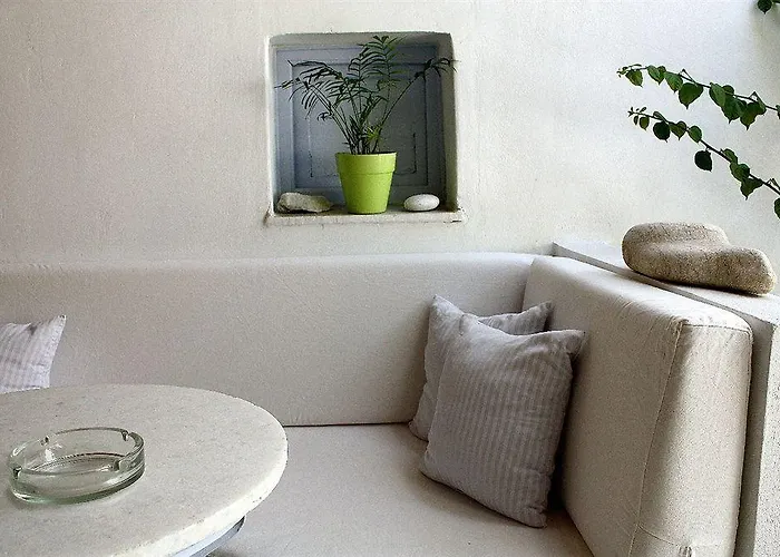 Sanoudos * Naxos City