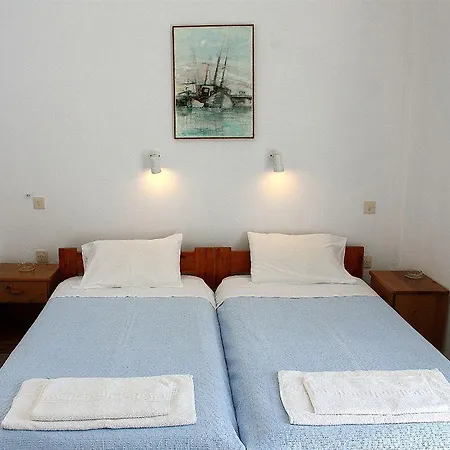 Hotel Sanoudos *